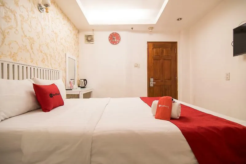Hotel Reddoorz Plus @ Ben Thanh Market 4 Ho Chi Minh City