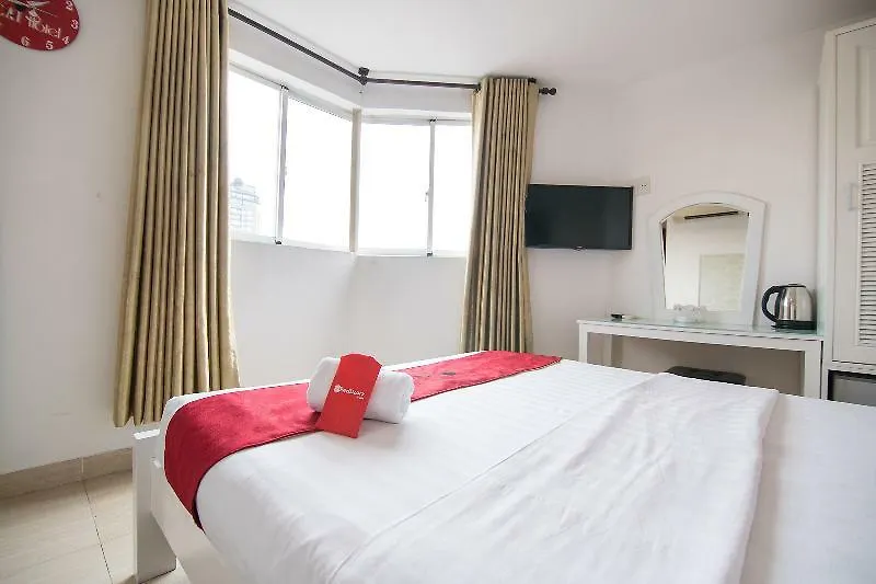 Reddoorz Plus @ Ben Thanh Market 4 Ho Chi Minh City Hotel