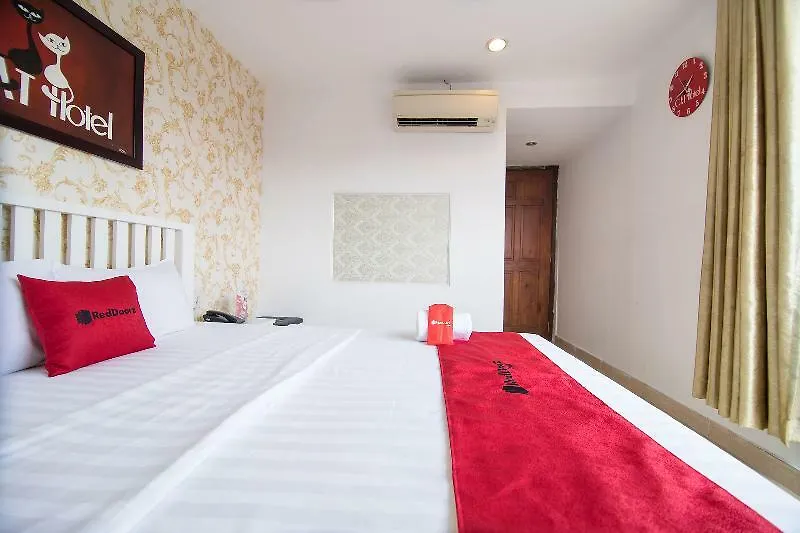 Hotel Reddoorz Plus @ Ben Thanh Market 4 Ho Chi Minh City